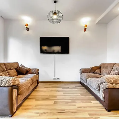 Apartman Luxurious In With Sauna Hel