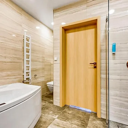 Luxuriöses In Mit Sauna Apartment Hel