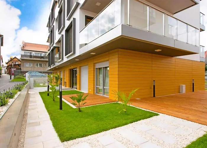 2 Bedroom Cozy In Apartament